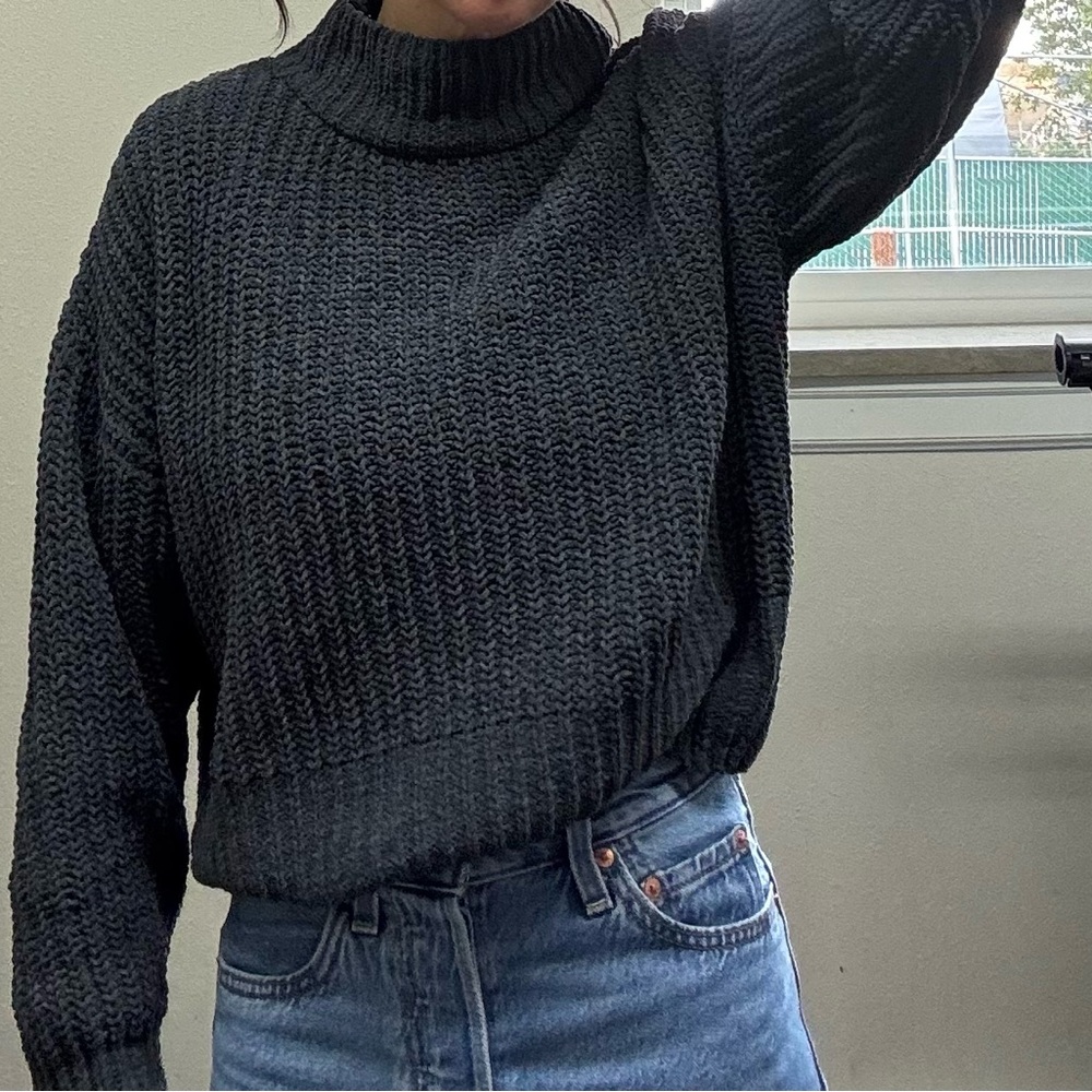 Double Zero Charcoal Turtleneck Sweater